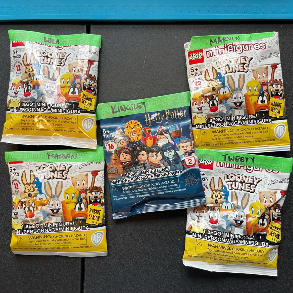 Looney Tunes LEGO and Harry Potter LEGO Minifigures, Lot of 5